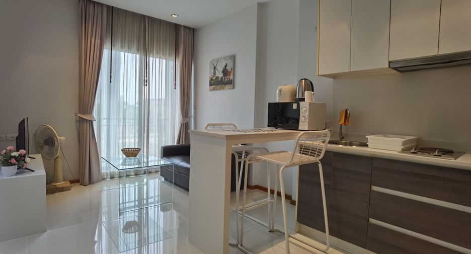 Wohnung zur Miete und zum Kauf mit 1 Zimmer in Bang Lamung, Chonburi