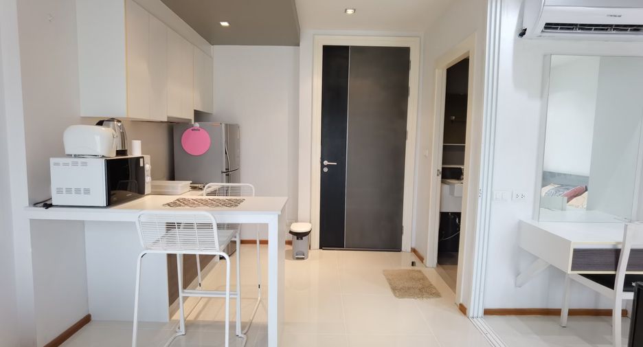 Wohnung zur Miete und zum Kauf mit 1 Zimmer in Bang Lamung, Chonburi