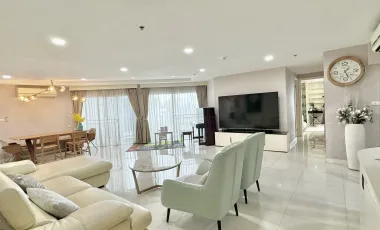 For sale 4 bed condo in Huai Khwang, Bangkok