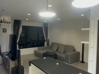 For sale 3 bed condo in Mueang Samut Prakan, Samut Prakan