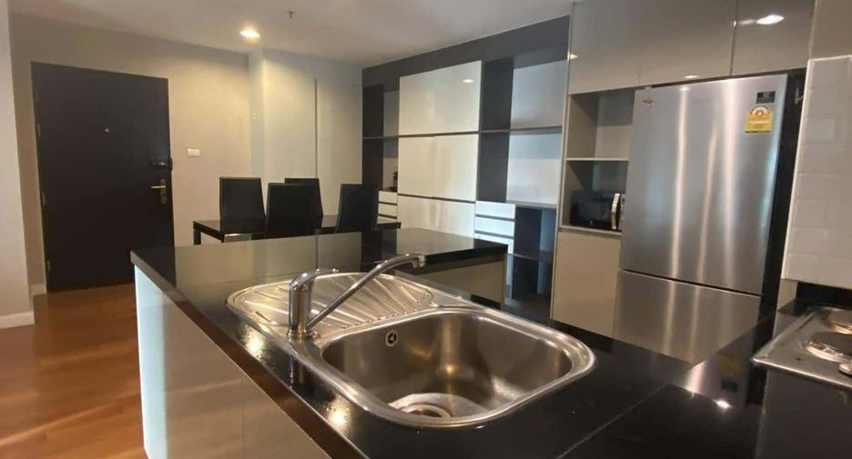For sale 2 bed condo in Huai Khwang, Bangkok