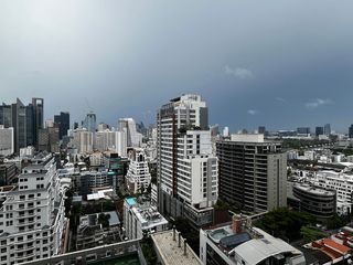 For sale 3 bedrooms condo in Pathum Wan, Bangkok