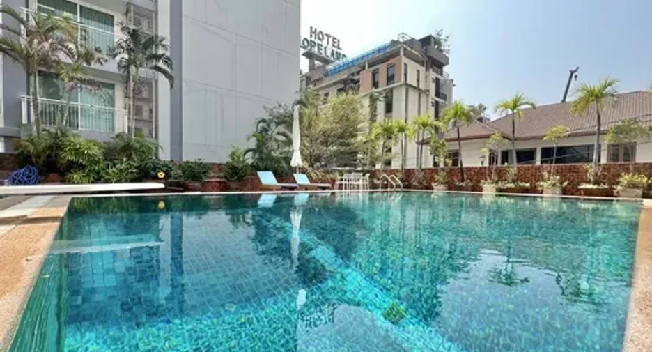 For sale 2 Beds condo in Khlong Toei, Bangkok