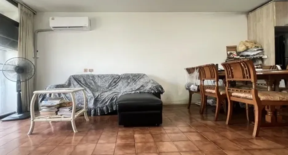 For sale 2 Beds condo in Khlong Toei, Bangkok