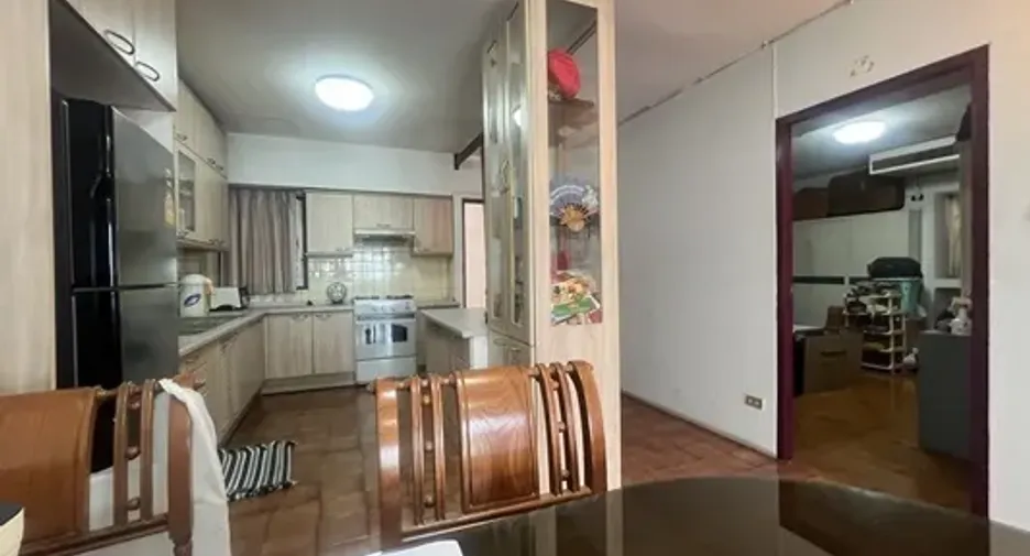 For sale 2 Beds condo in Khlong Toei, Bangkok