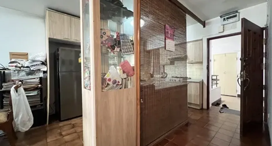 For sale 2 Beds condo in Khlong Toei, Bangkok