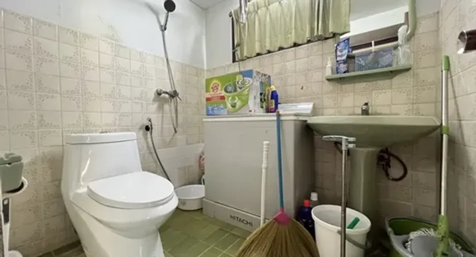 For sale 2 Beds condo in Khlong Toei, Bangkok