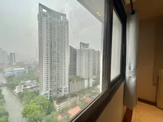 For sale 3 bedrooms condo in Watthana, Bangkok