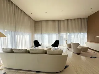 À louer 2 chambres condo à Pathum Wan, Bangkok