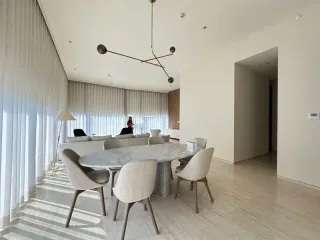 À louer 2 chambres condo à Pathum Wan, Bangkok