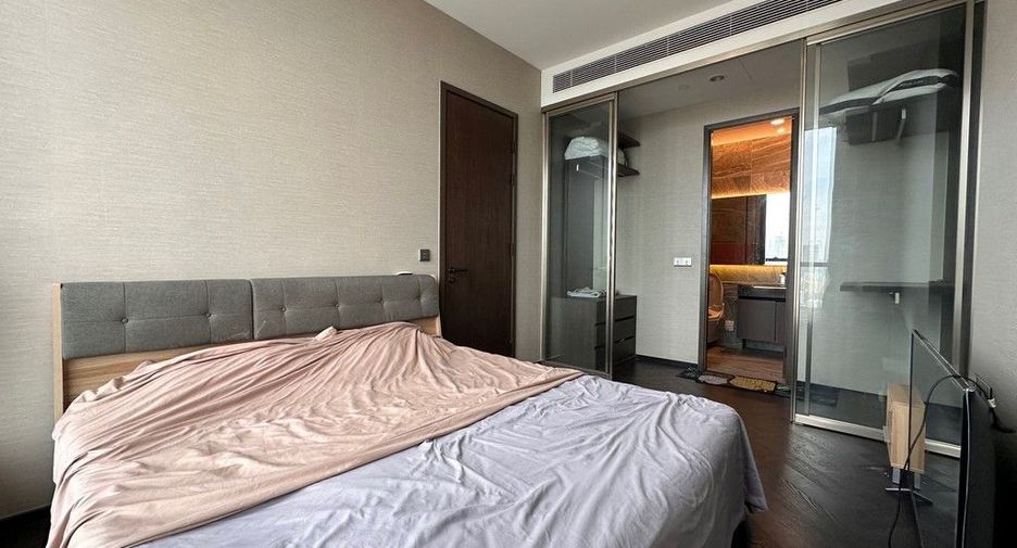For sale 1 bed condo in Khlong Toei, Bangkok