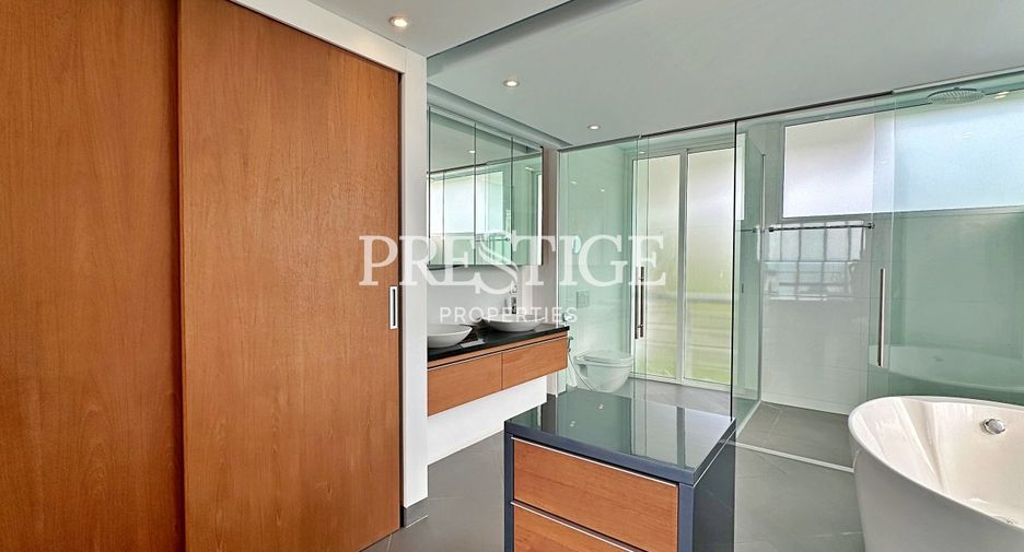 For sale and for rent 2 bedrooms condo in Sattahip, Chonburi