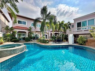 For rent 5 bed house in Bang Lamung, Chonburi