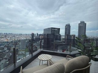 For sale 3 bed condo in Huai Khwang, Bangkok