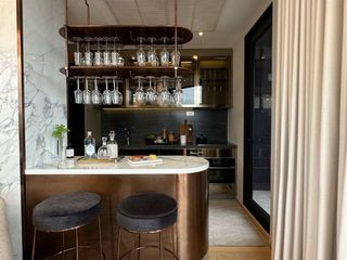 For sale 3 bed condo in Huai Khwang, Bangkok
