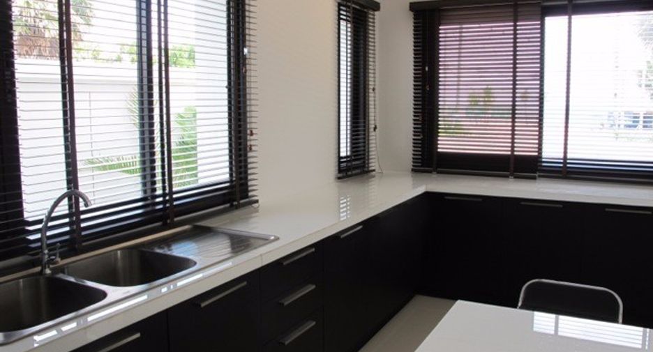 For sale 3 ベッドルーム house in Pran Buri, Prachuap Khiri Khan