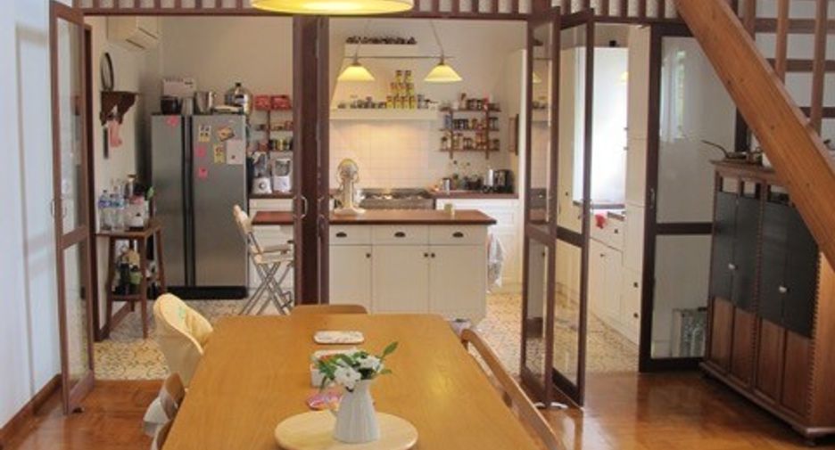 For sale 4 bedrooms house in Hua Hin, Prachuap Khiri Khan