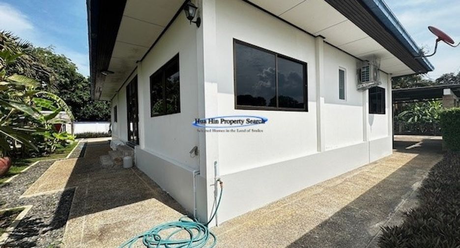 For rent 4 bedrooms house in Pran Buri, Prachuap Khiri Khan