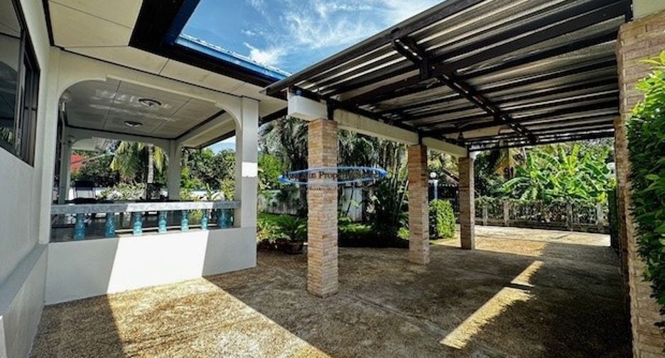 For rent 4 bedrooms house in Pran Buri, Prachuap Khiri Khan