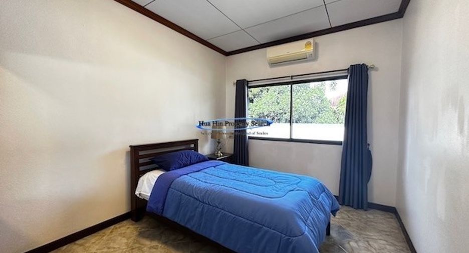 For rent 4 bedrooms house in Pran Buri, Prachuap Khiri Khan