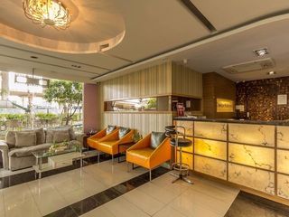 For sale 45 ベッドルーム house in Khlong Toei, Bangkok