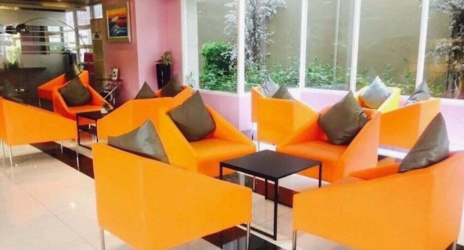 For sale 45 ベッドルーム house in Khlong Toei, Bangkok