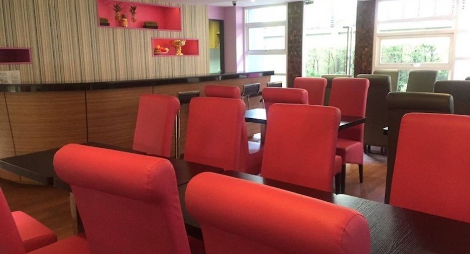 For sale 45 ベッドルーム house in Khlong Toei, Bangkok
