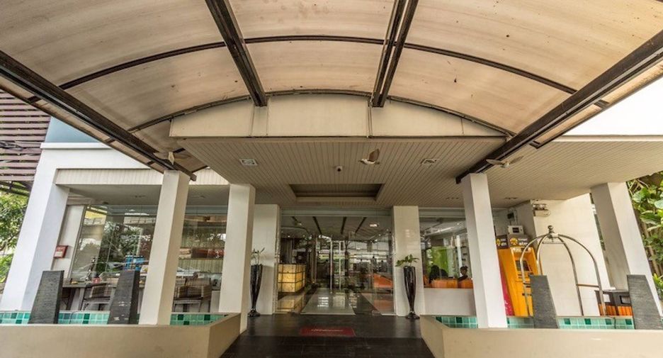 For sale 45 ベッドルーム house in Khlong Toei, Bangkok