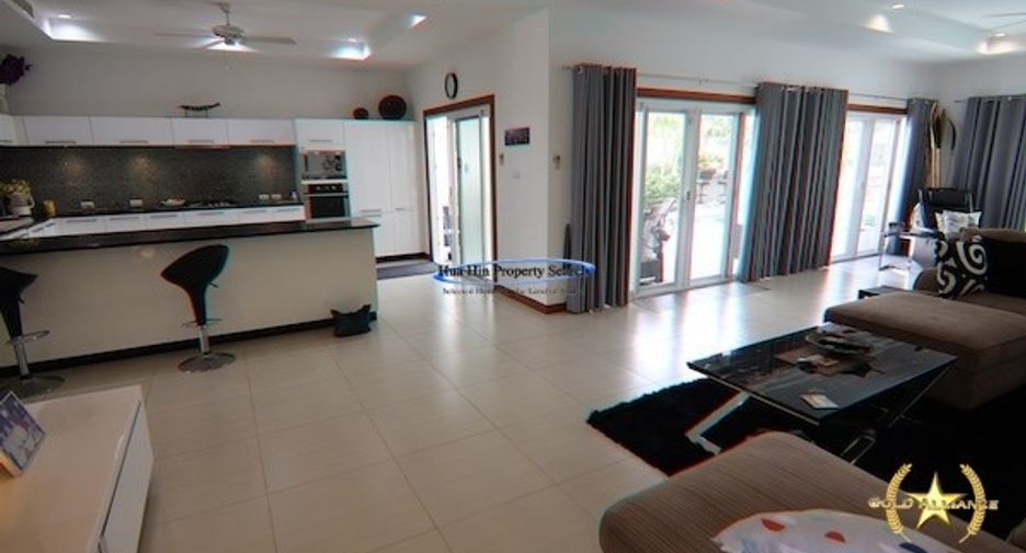 For sale 3 ベッドルーム house in Hua Hin, Prachuap Khiri Khan