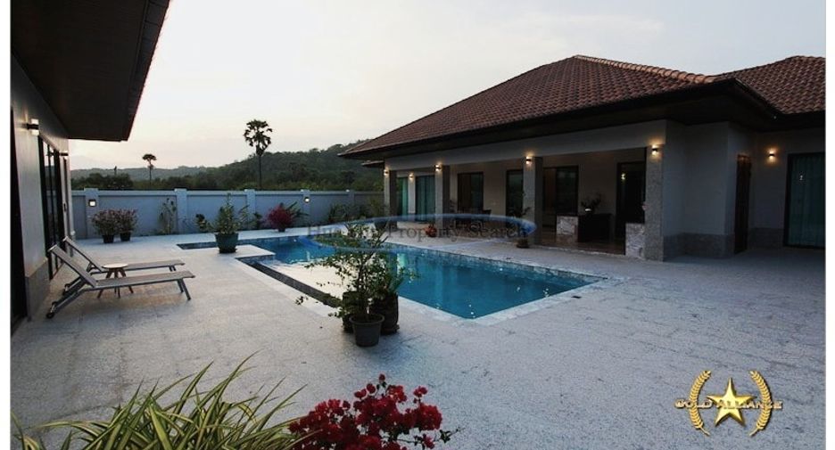 Casa en venta de 6 habitaciones en Sam Roi Yot, Prachuap Khiri Khan