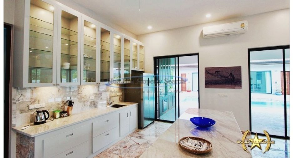 Casa en venta de 6 habitaciones en Sam Roi Yot, Prachuap Khiri Khan