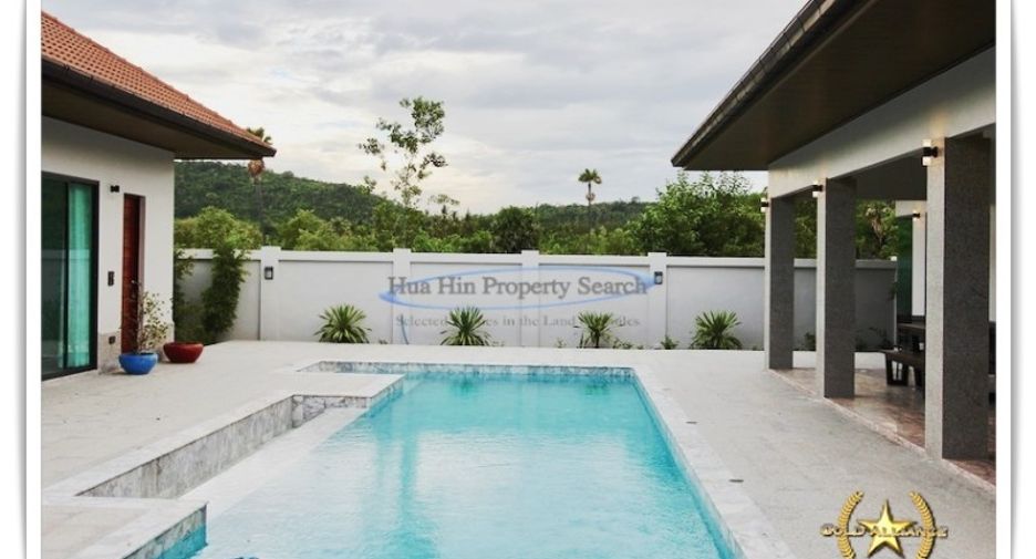 Casa en venta de 6 habitaciones en Sam Roi Yot, Prachuap Khiri Khan