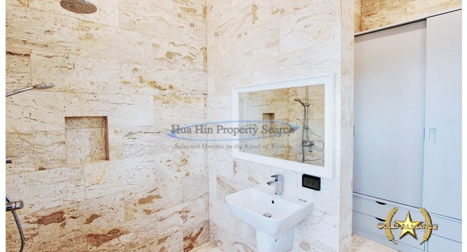Casa en venta de 6 habitaciones en Sam Roi Yot, Prachuap Khiri Khan