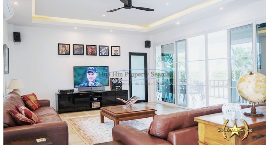 出售 3 卧室 独立屋 在 Pran Buri, 班武里府