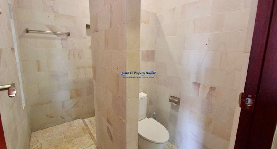 Haus zum Kauf mit 4 Zimmer in Sam Roi Yot, Prachuap Khiri Khan