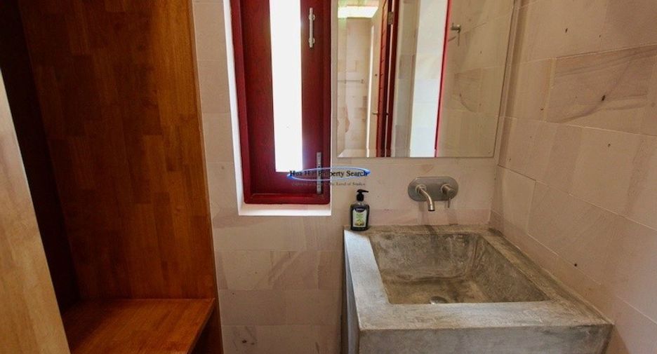 Haus zum Kauf mit 4 Zimmer in Sam Roi Yot, Prachuap Khiri Khan