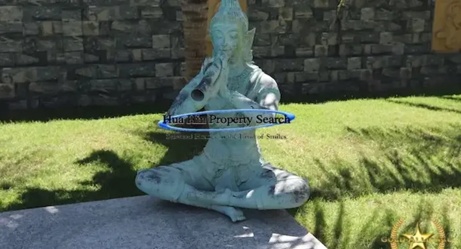For sale 4 bedrooms house in Cha Am, Phetchaburi