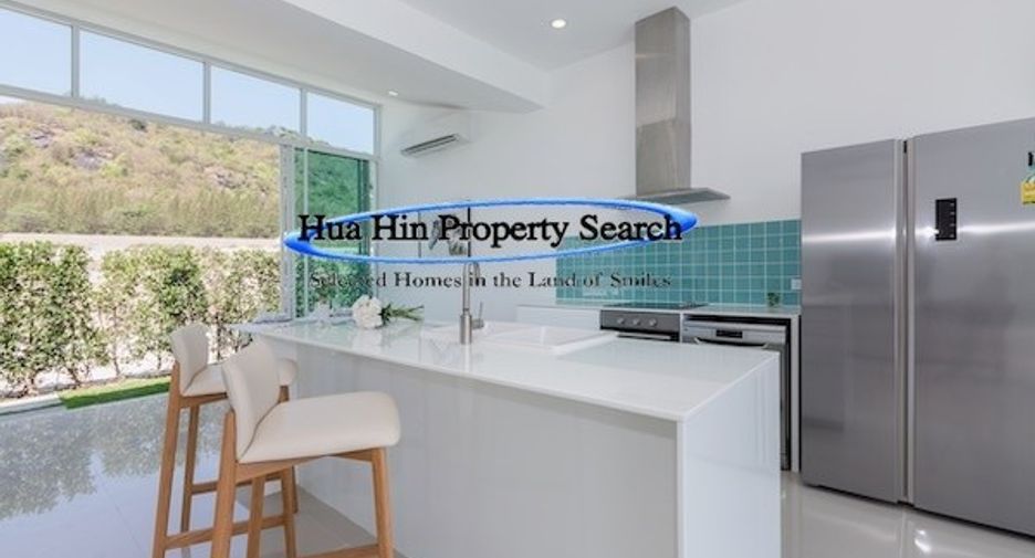 For sale 4 ベッドルーム house in Hua Hin, Prachuap Khiri Khan