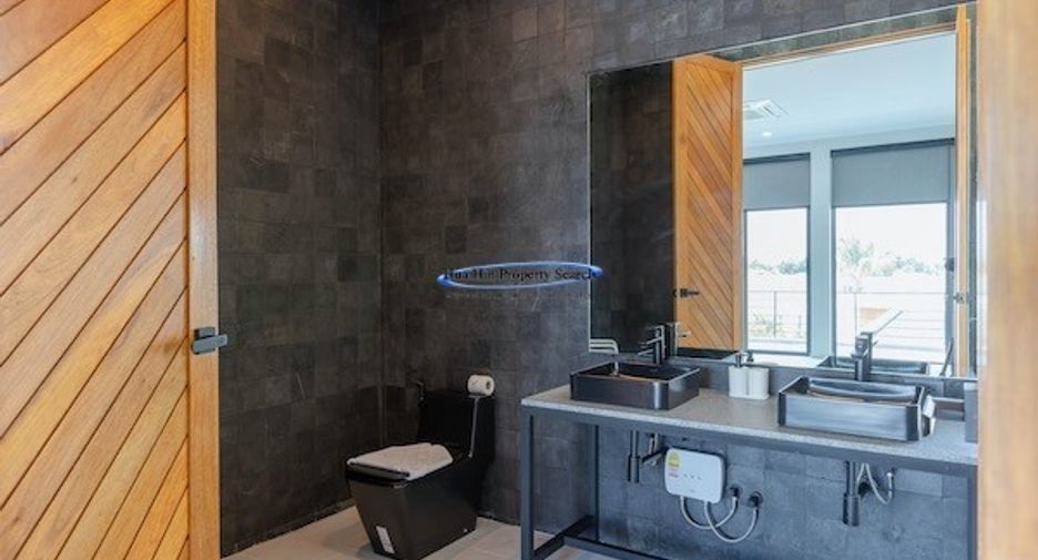 For sale 5 ベッドルーム house in Hua Hin, Prachuap Khiri Khan