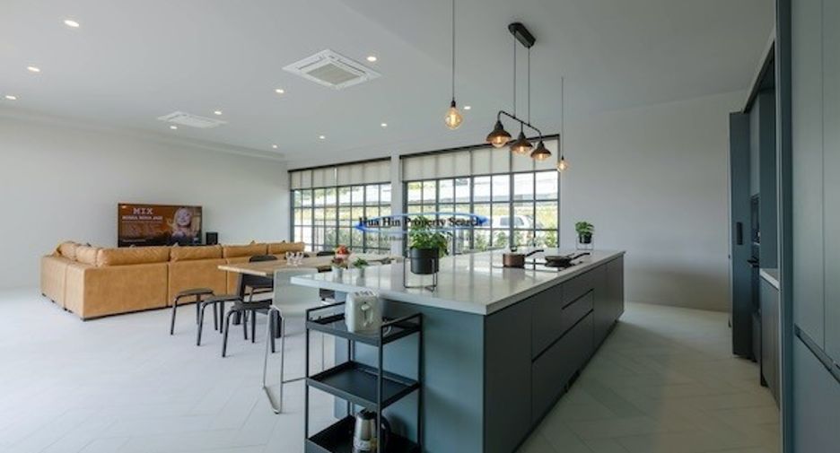 For sale 5 ベッドルーム house in Hua Hin, Prachuap Khiri Khan