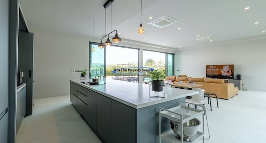 For sale 5 ベッドルーム house in Hua Hin, Prachuap Khiri Khan