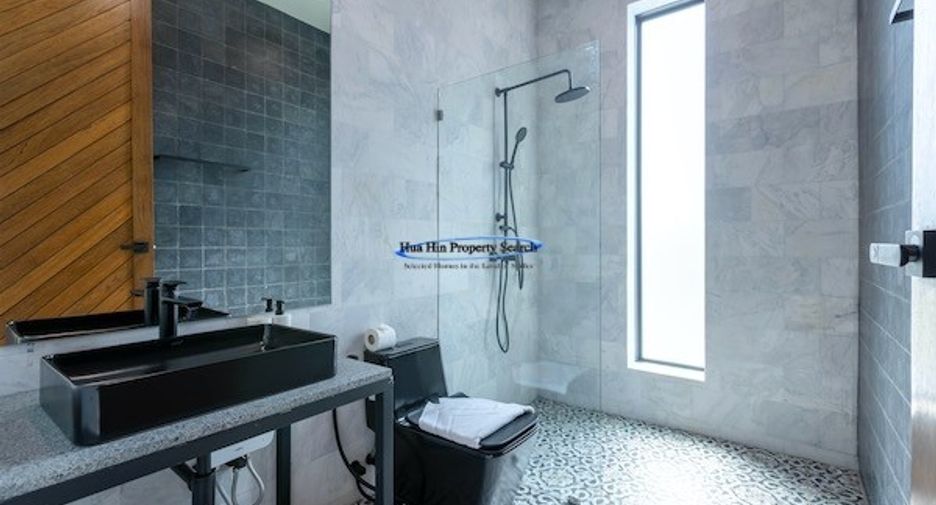 For sale 5 ベッドルーム house in Hua Hin, Prachuap Khiri Khan