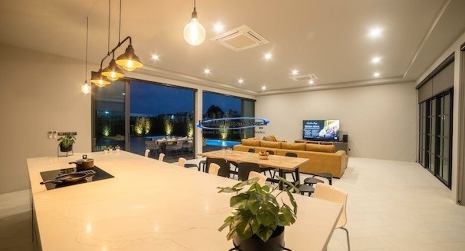 For sale 5 ベッドルーム house in Hua Hin, Prachuap Khiri Khan
