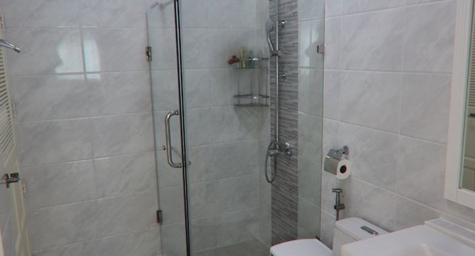 Casa en venta de 3 habitaciones en Pran Buri, Prachuap Khiri Khan