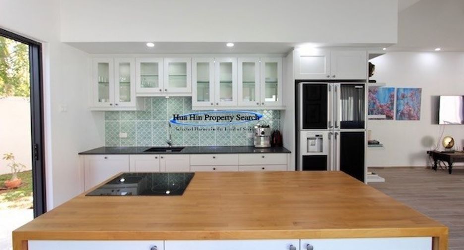 Haus zum Kauf mit 4 Zimmer in Sam Roi Yot, Prachuap Khiri Khan