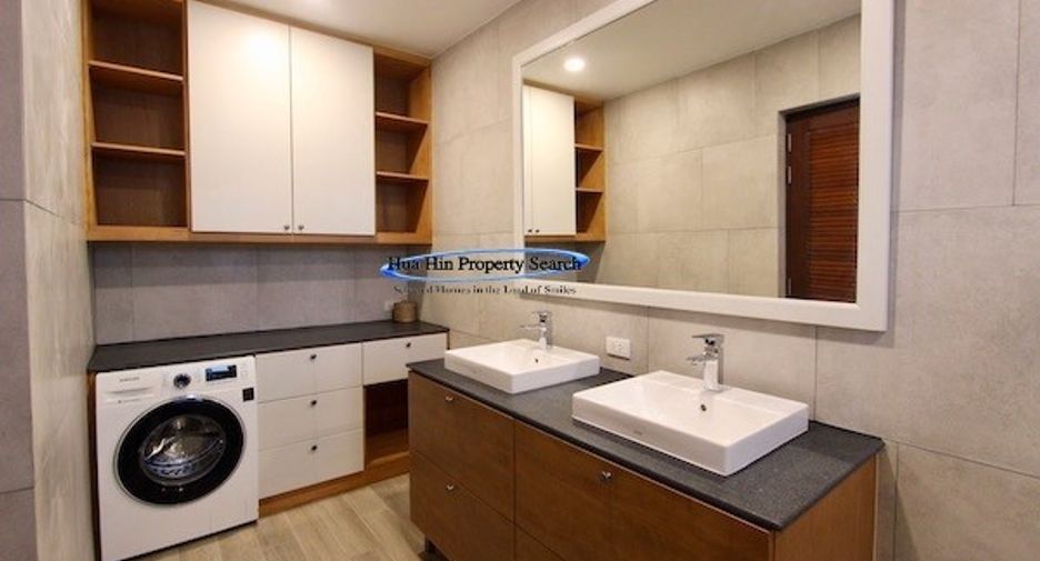 Haus zum Kauf mit 4 Zimmer in Sam Roi Yot, Prachuap Khiri Khan