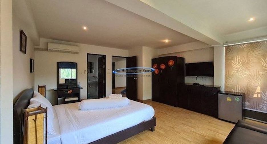 For sale 5 bedrooms house in Hua Hin, Prachuap Khiri Khan