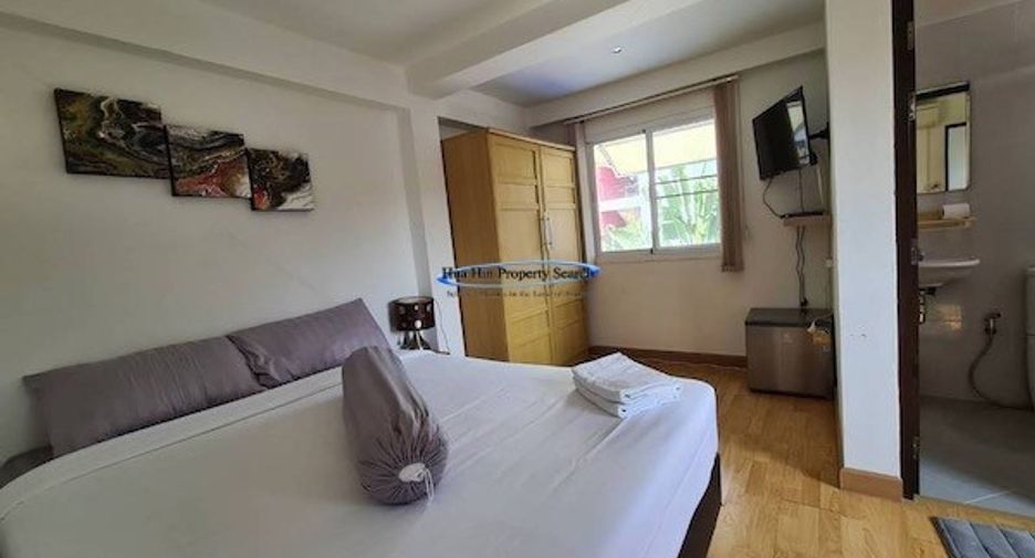 For sale 5 bedrooms house in Hua Hin, Prachuap Khiri Khan