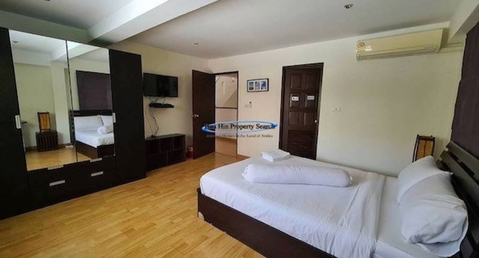 For sale 5 bedrooms house in Hua Hin, Prachuap Khiri Khan