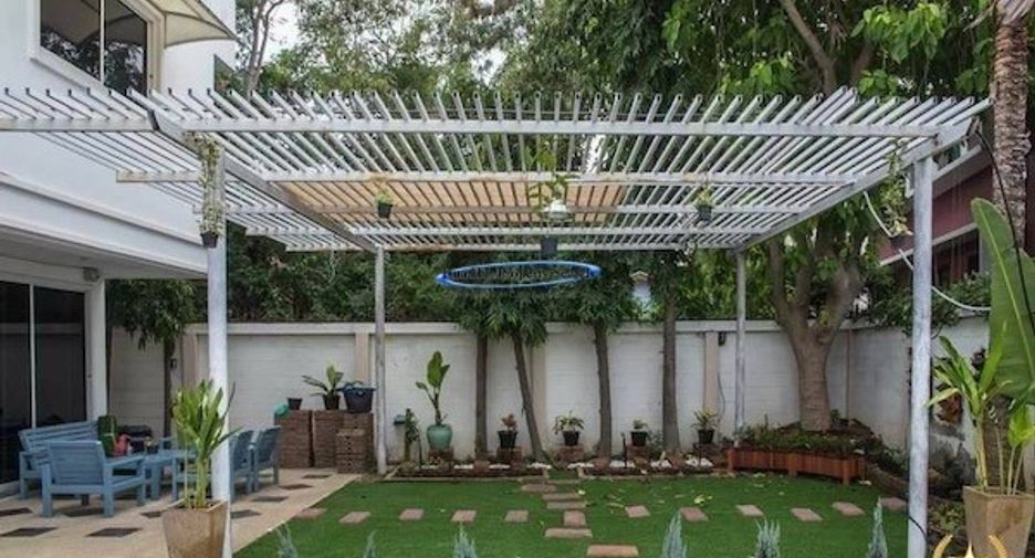 For sale 5 bedrooms house in Hua Hin, Prachuap Khiri Khan